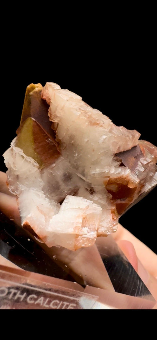 0440- Dogtooth Calcite