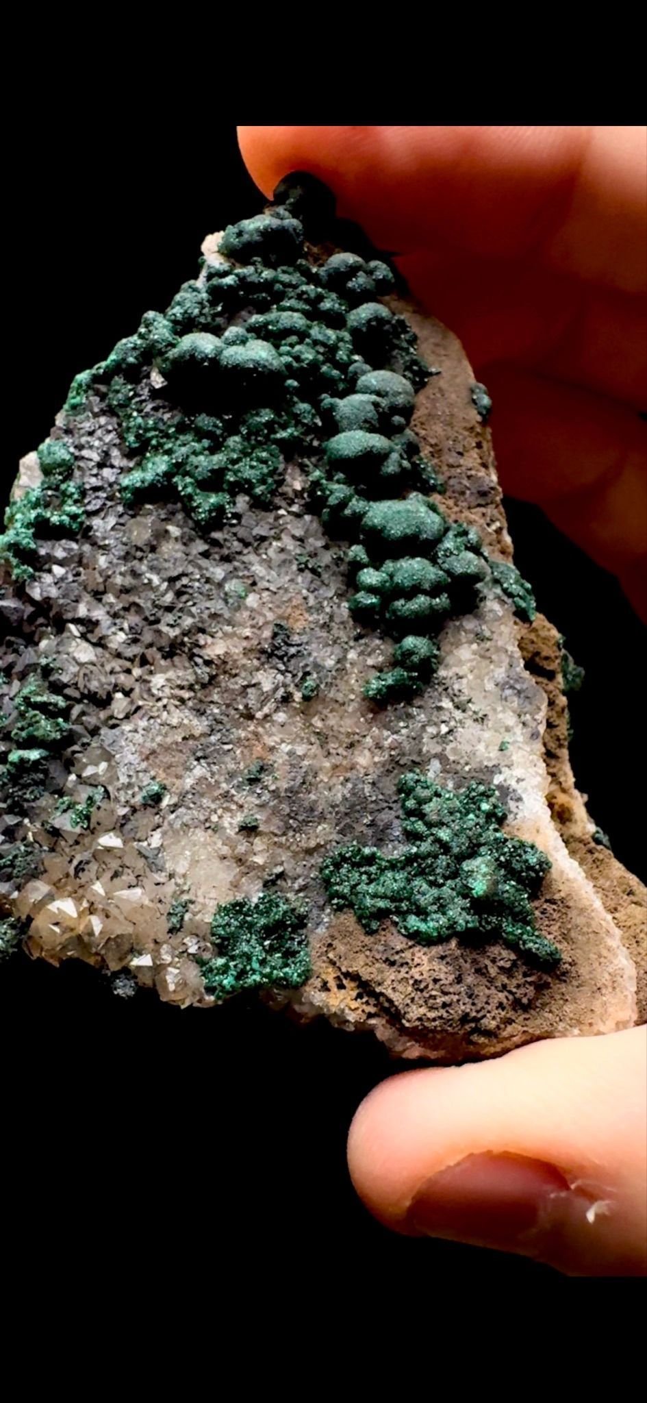 804- Malachite On Quartz