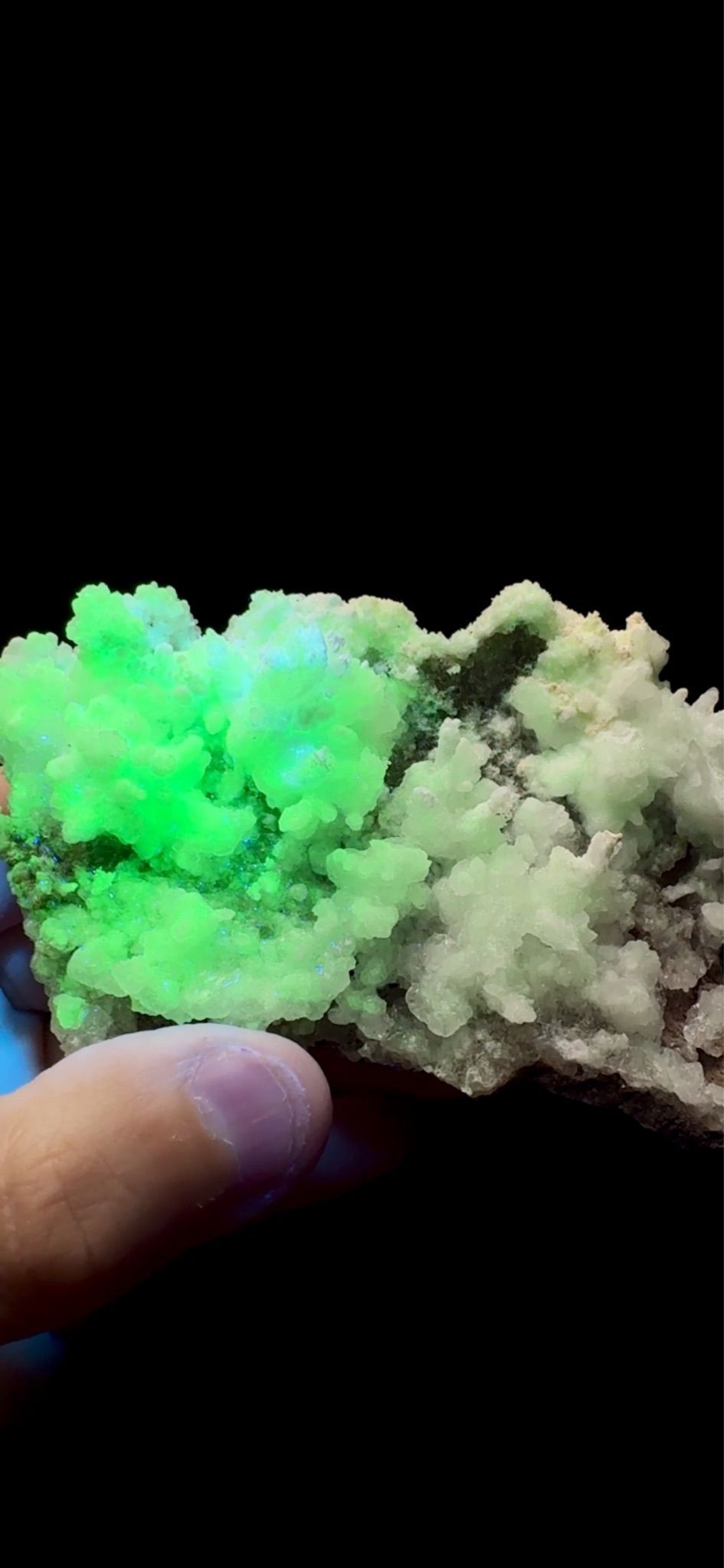 0619- Hydrozincite