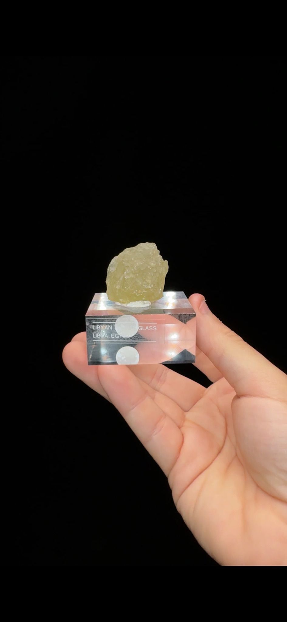 0736- Libyan Glass (Tektite Meteorite )