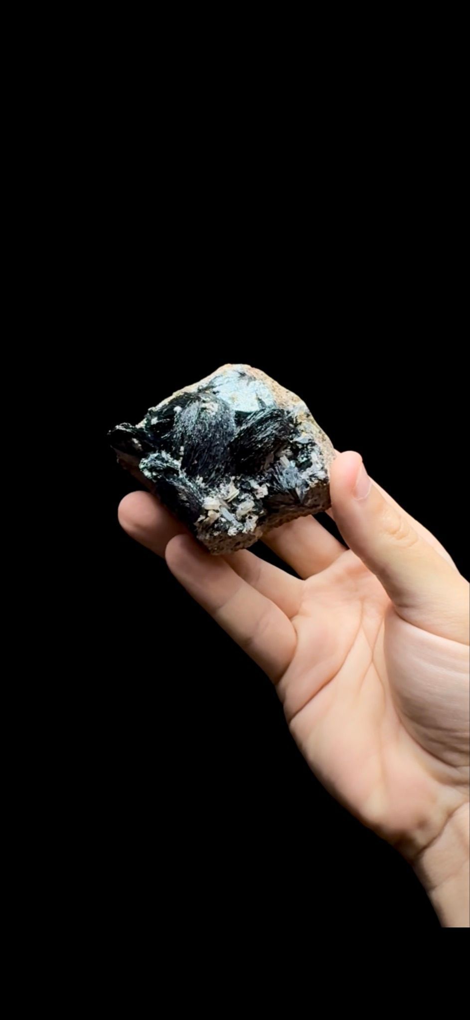 0715- Specularite (Hematite Rose)