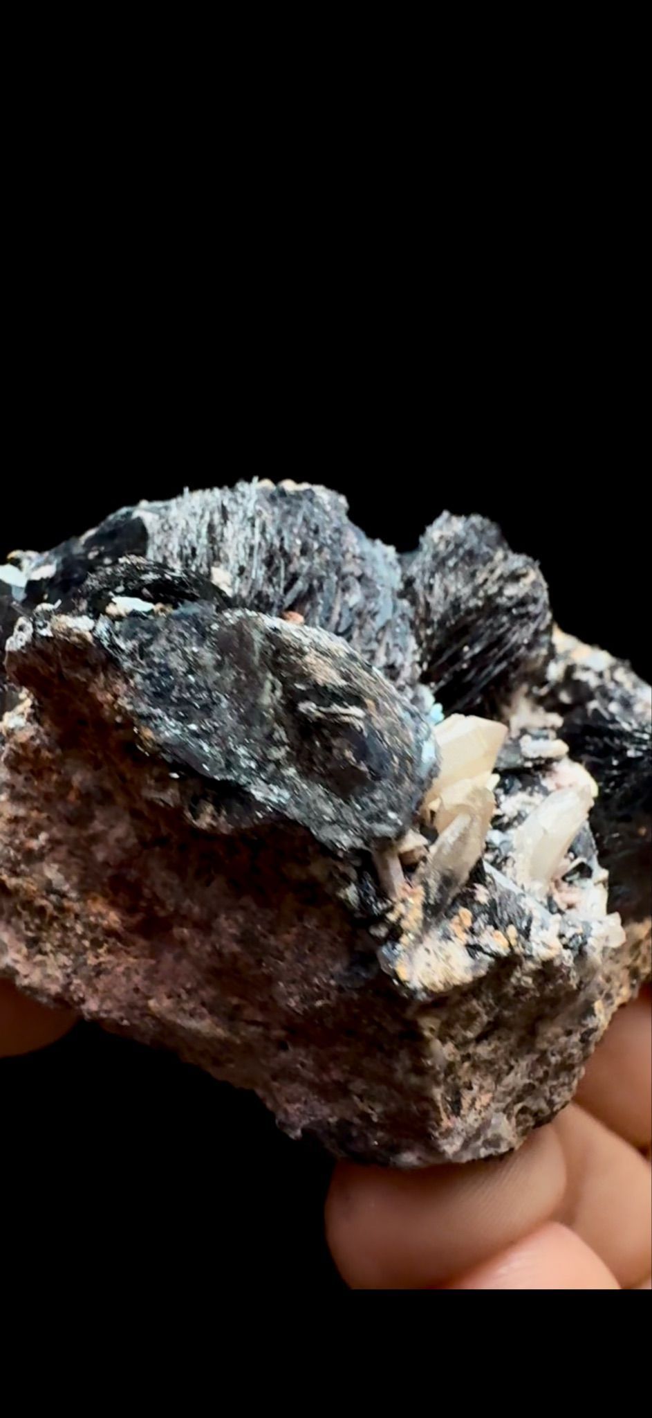 0715- Specularite (Hematite Rose)