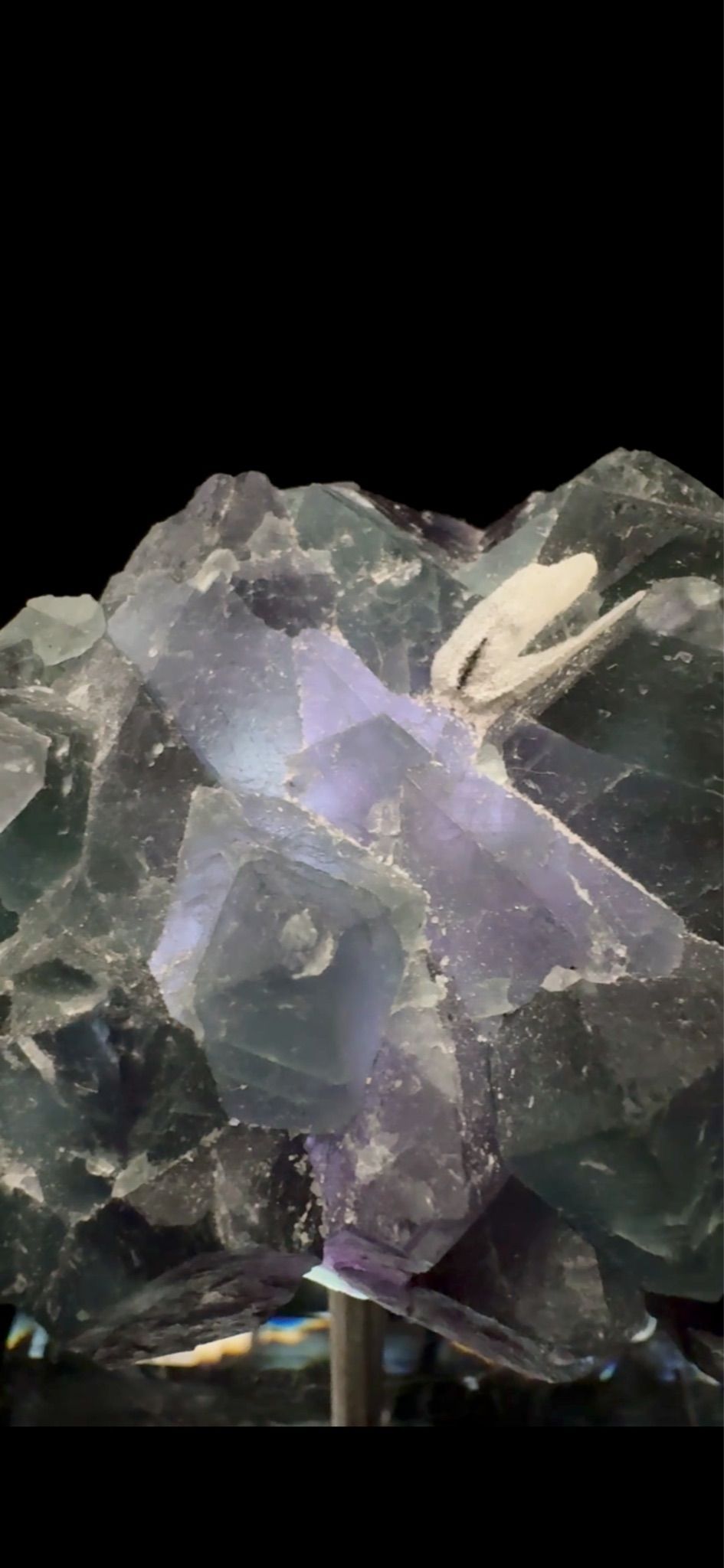 0634- Multigenerational Octahedral Fluorite