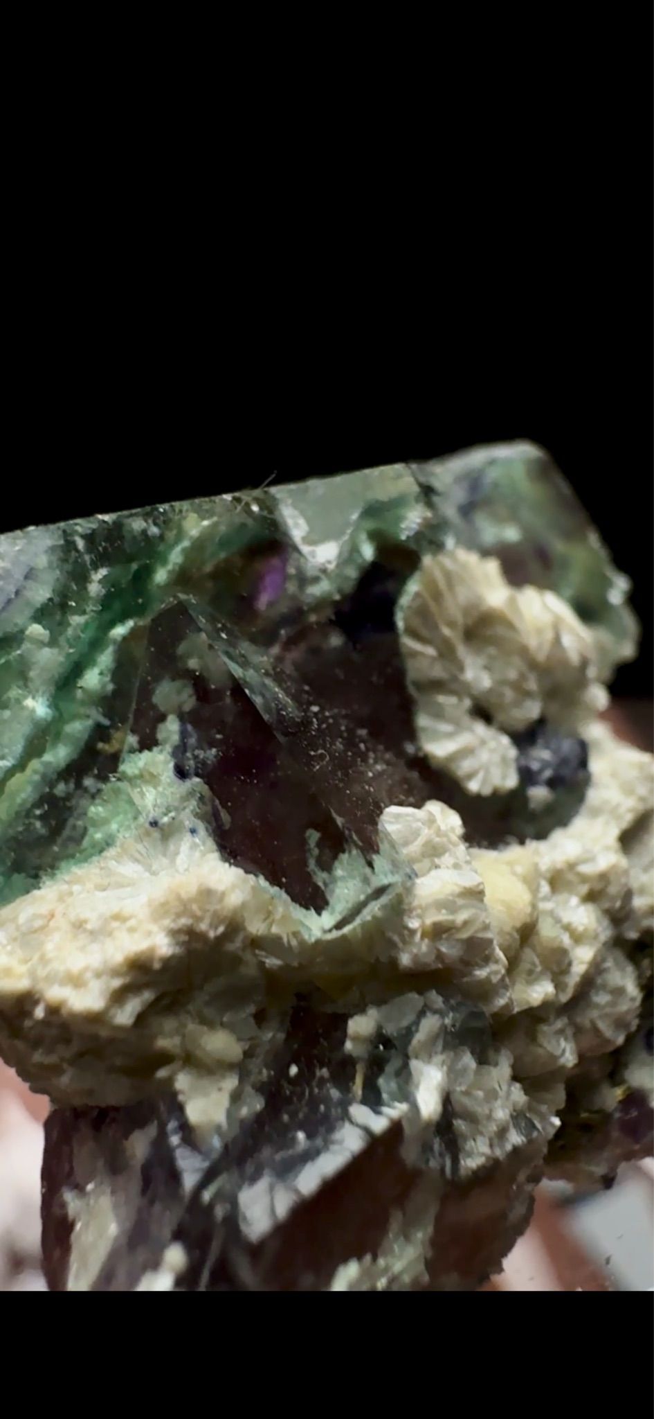 0551- Fluorite
