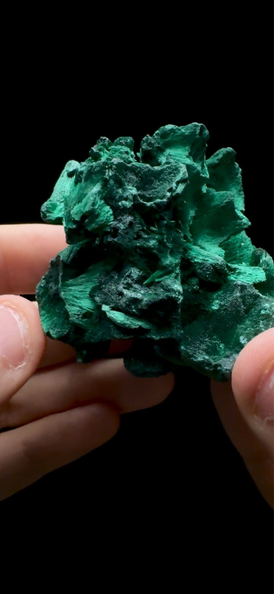 0596- Fibrous Malachite