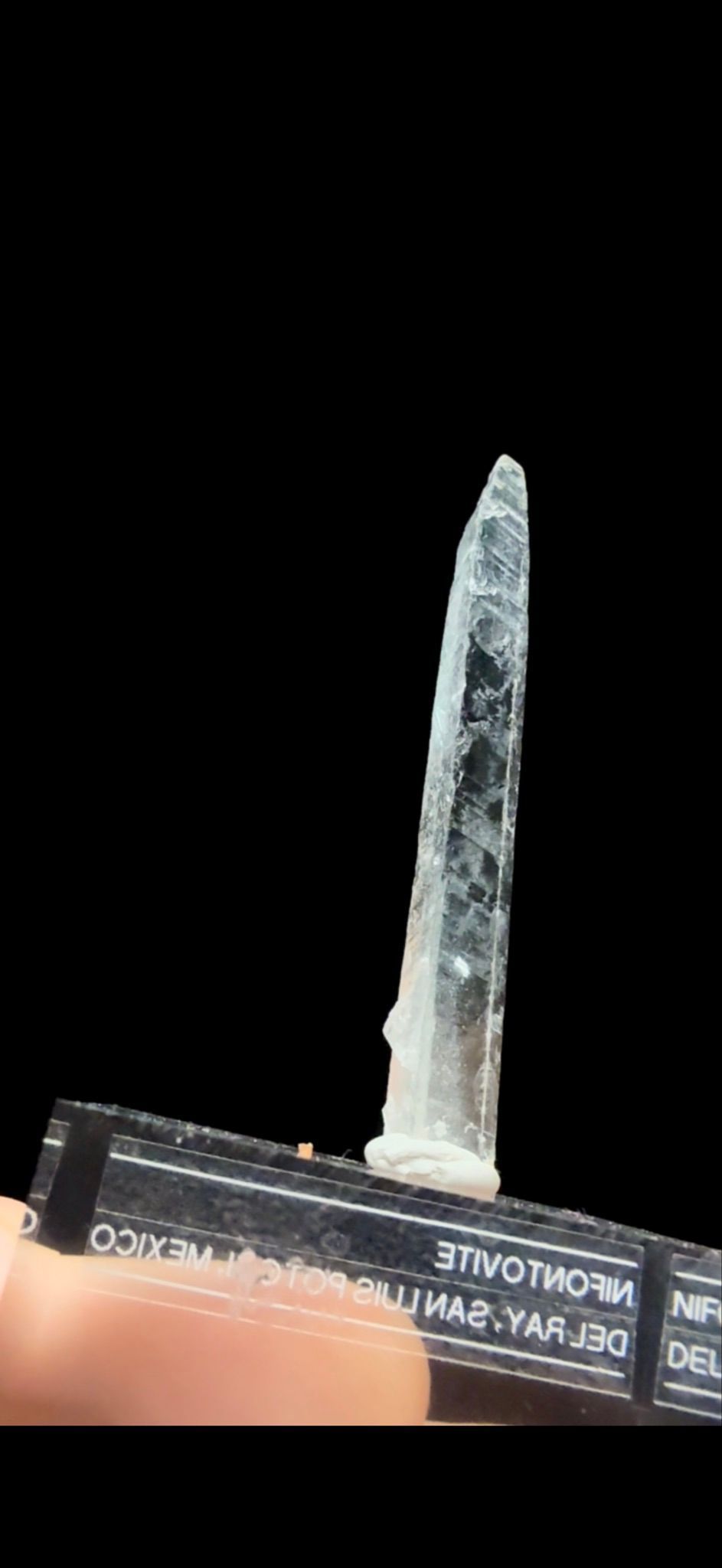0720- Nifonitovite