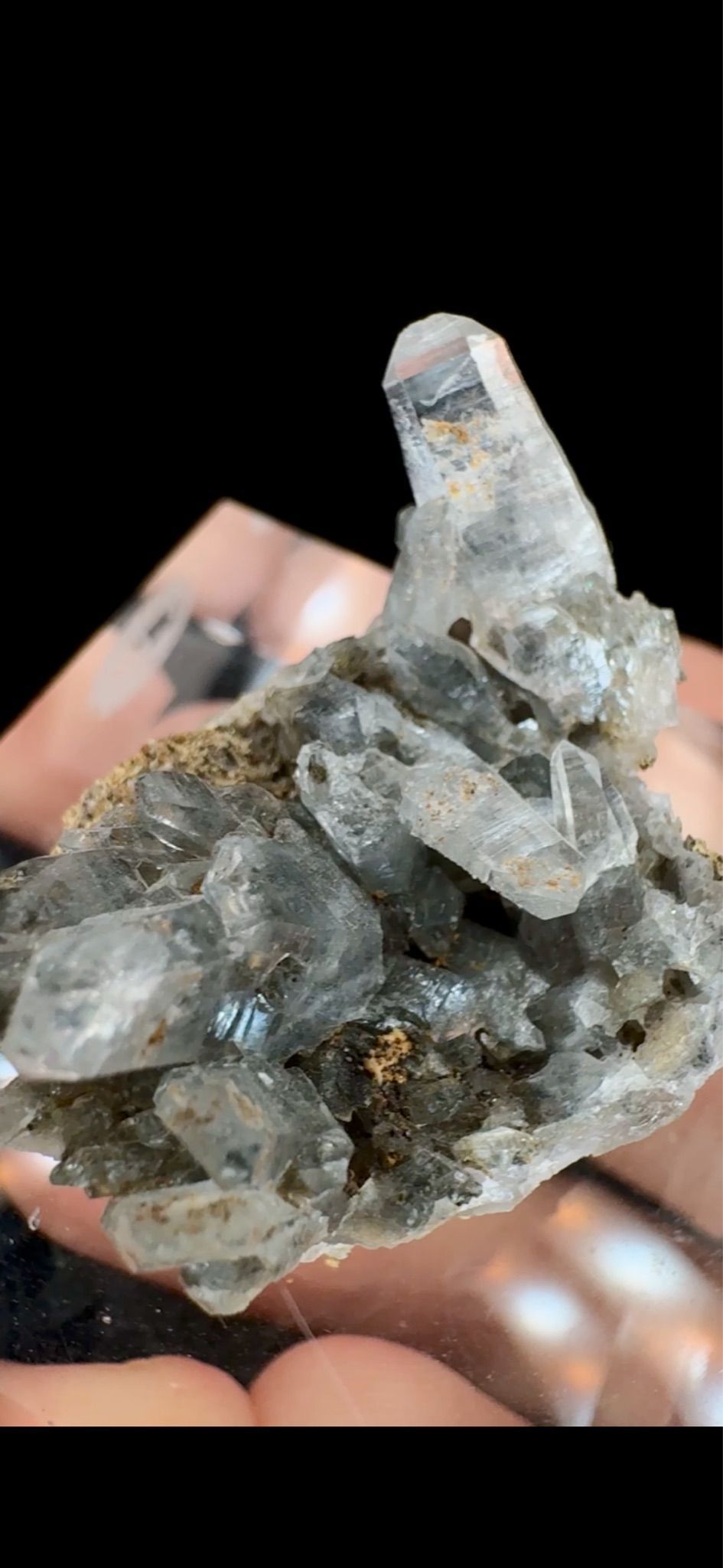 0666- Black Phantom Quartz