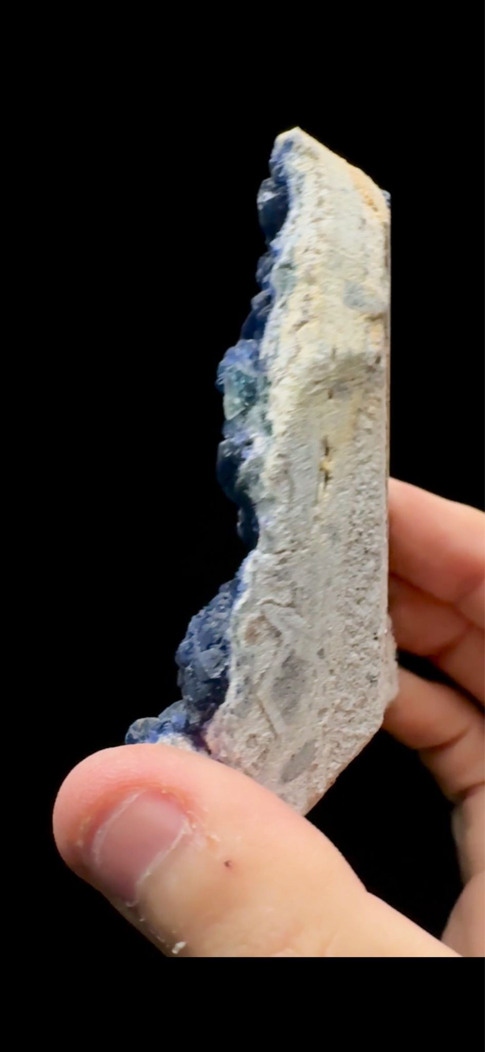 0593- Blueberry Fluorite