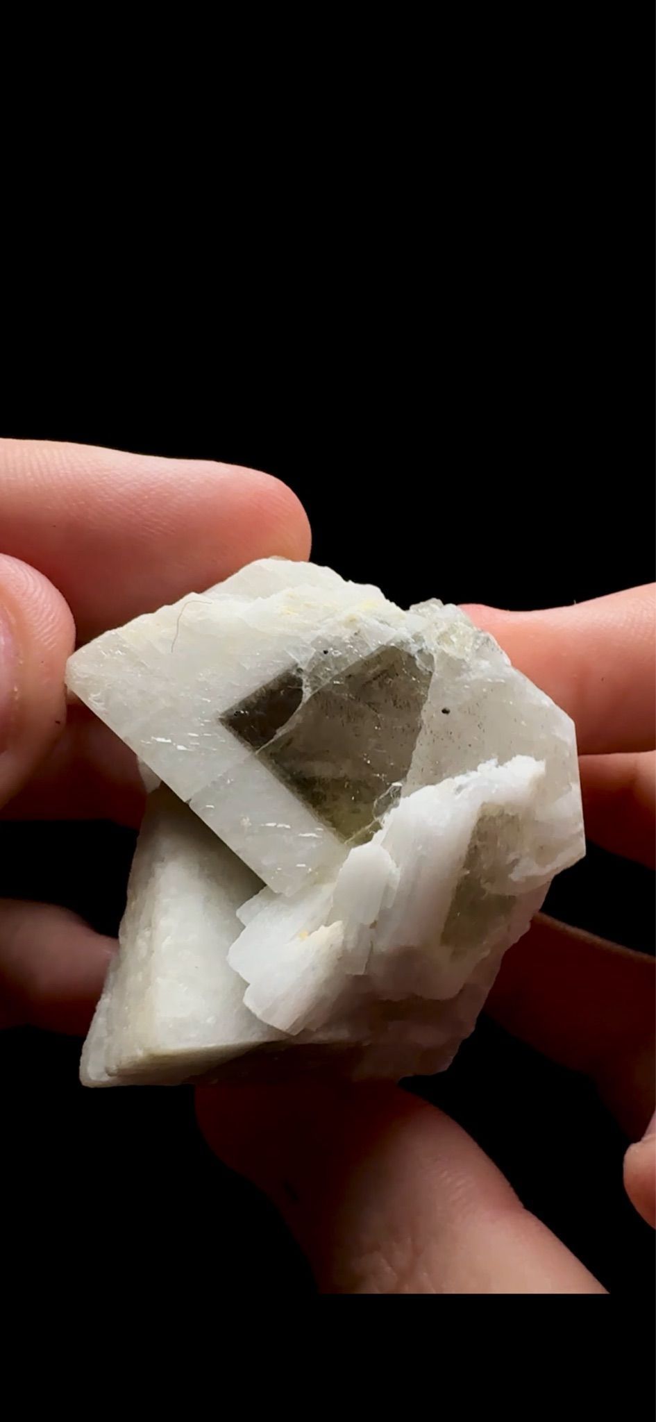 0752- Rabbit Ear Multigenerational Barite