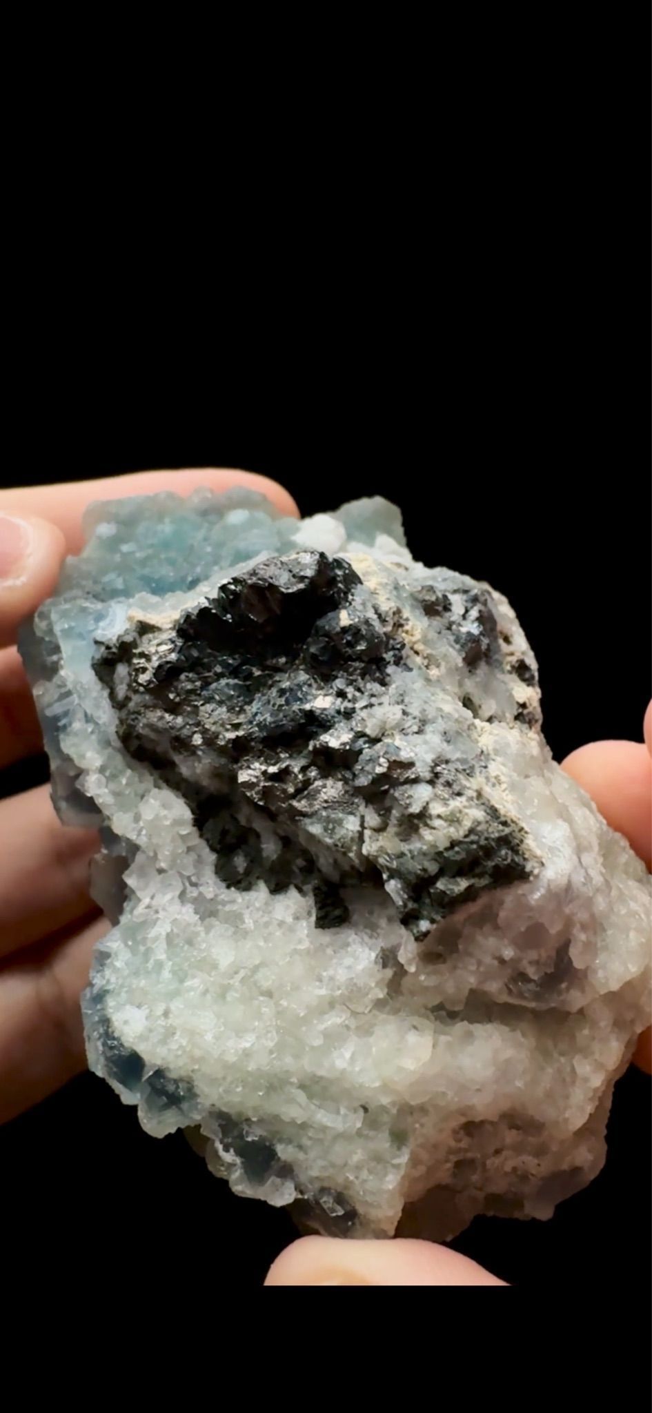 0616- Octahedral Fluorite