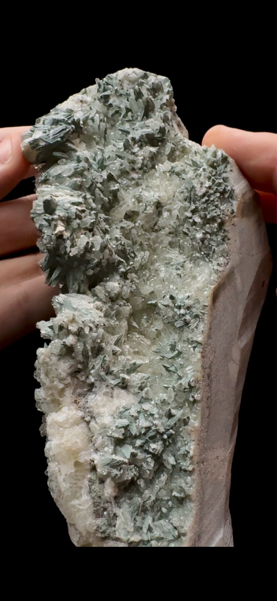 0610- Green Calcite