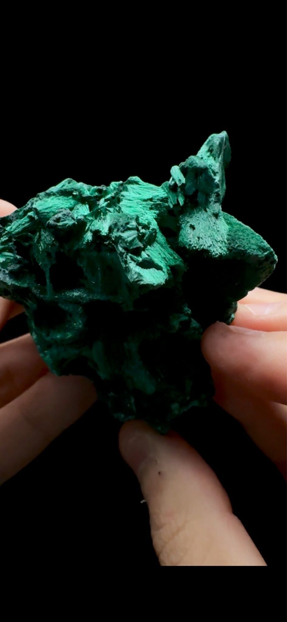 0596- Fibrous Malachite