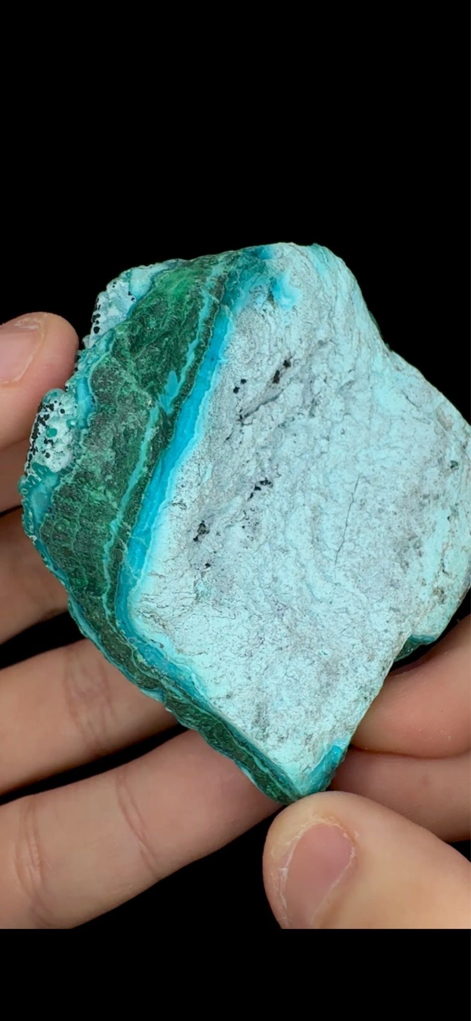 0683- Chrysocolla