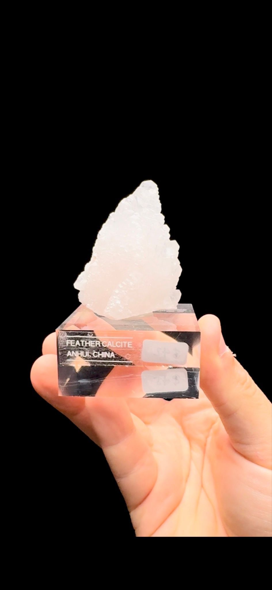 575- Feather calcite