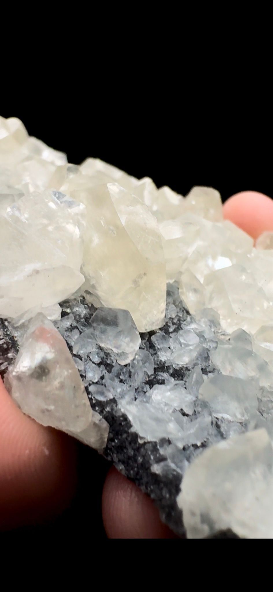 105- Benz Calcite