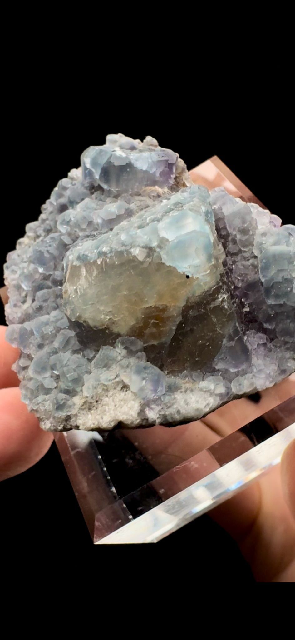 138- Morandi Fluorite