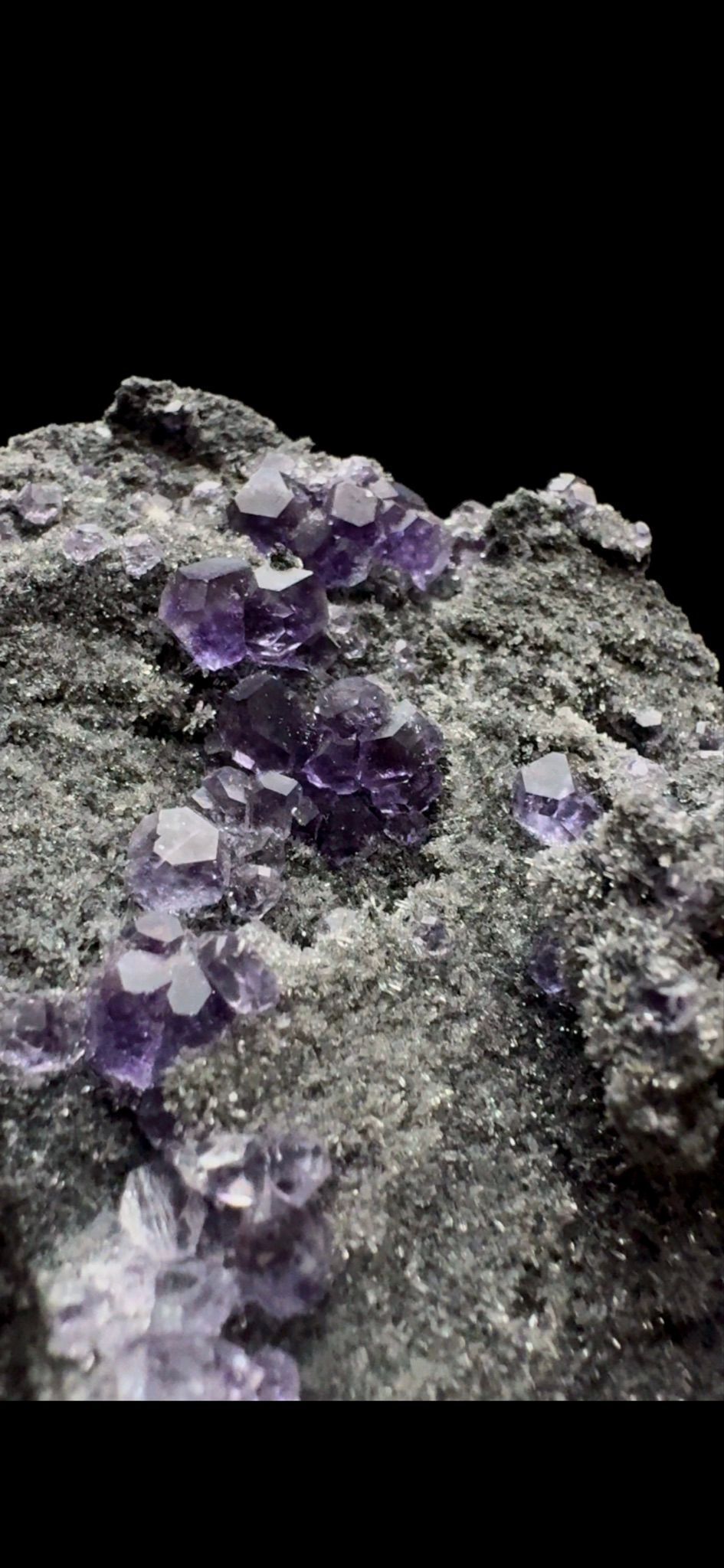 0409- Tanzanite Fluorite