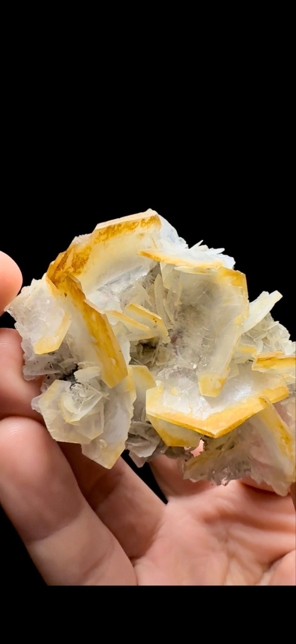 0396- Mango Calcite