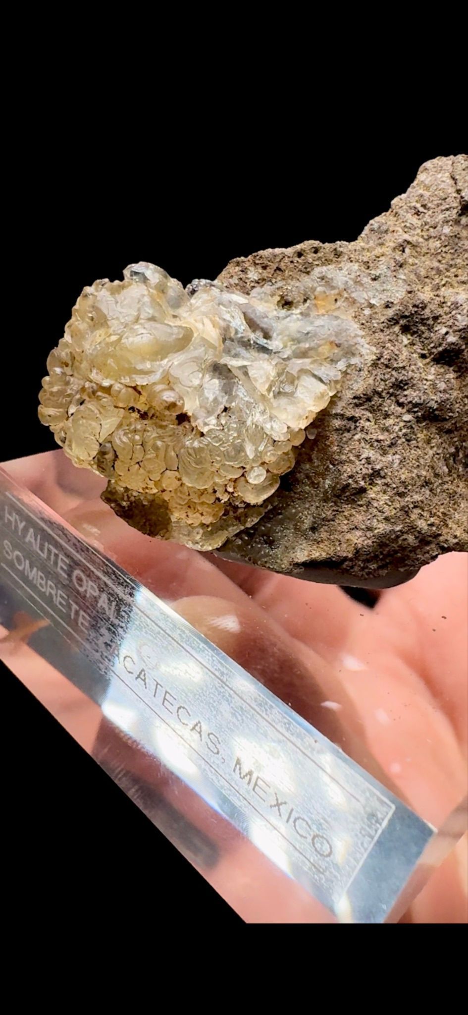 730- Hyalite Opal