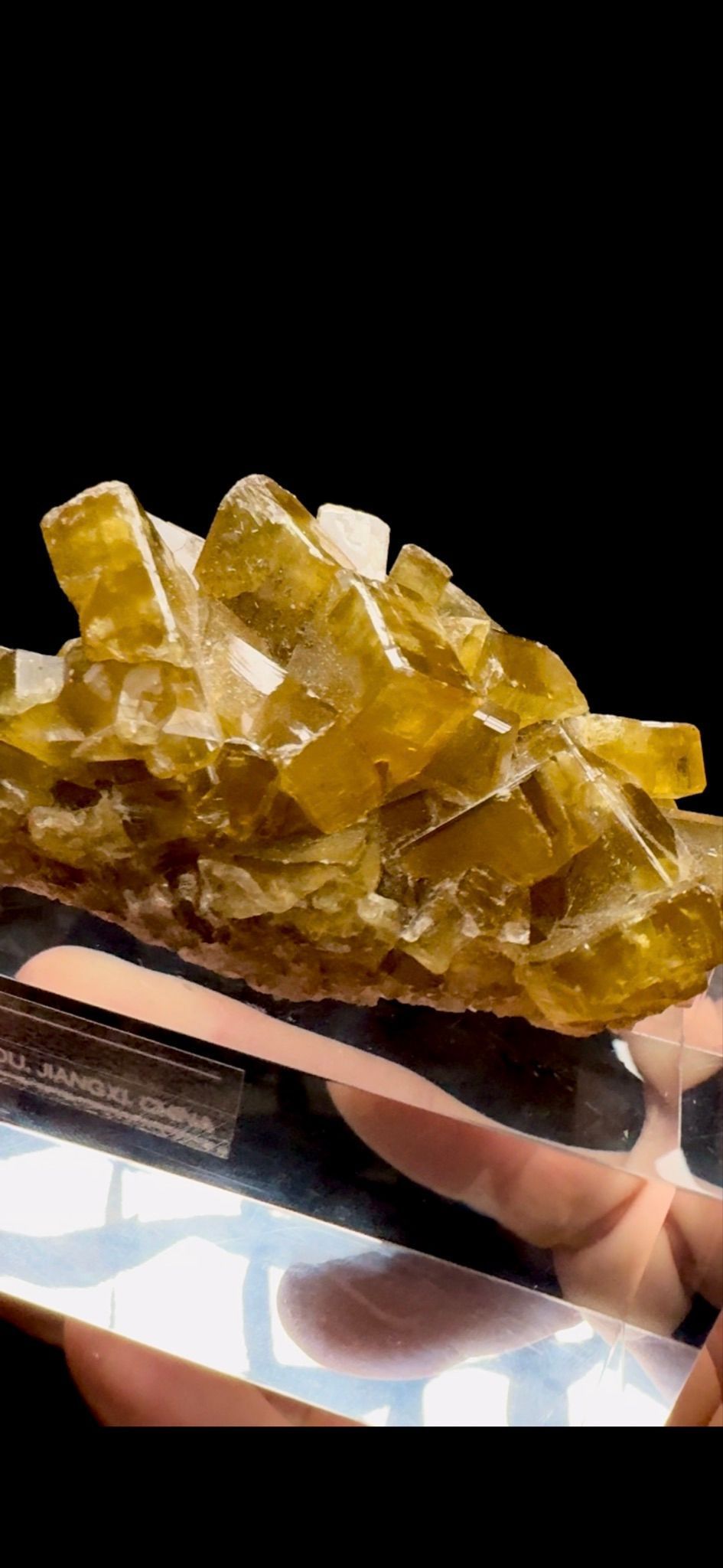 0443- Golden Barite
