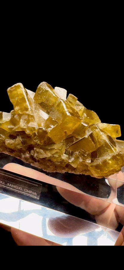 0443- Golden Barite