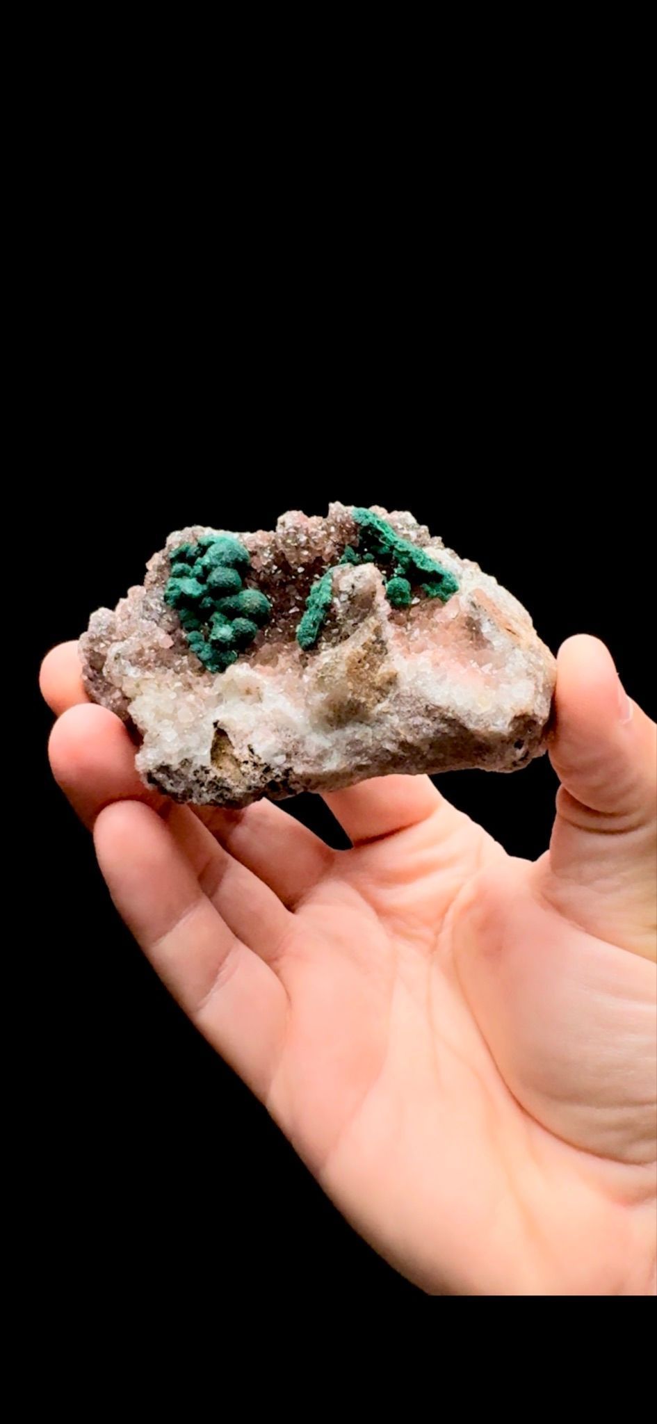 805- Malachite On Quartz