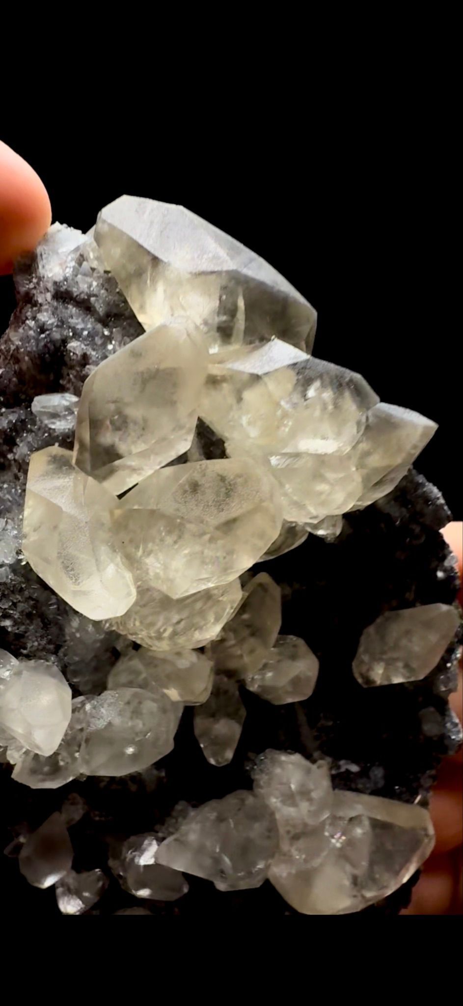 895- Benz Calcite