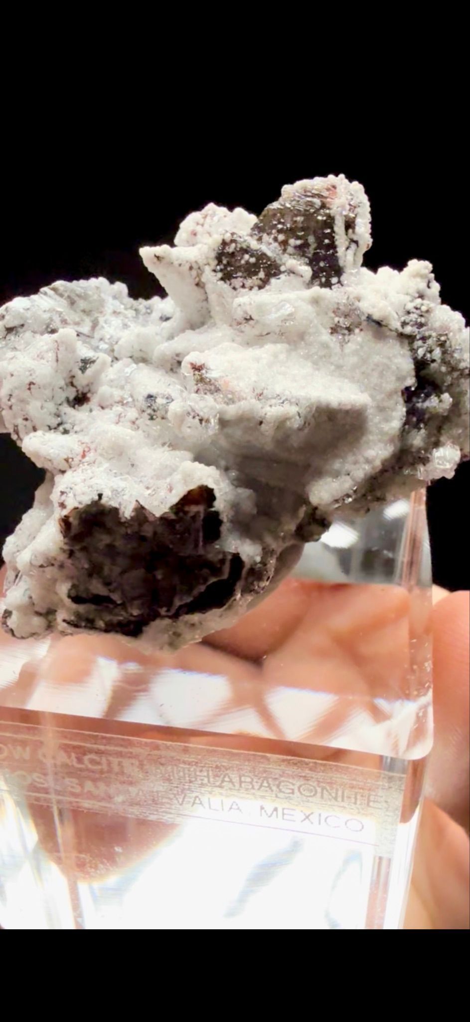 859- Snow Calcite With Araongite
