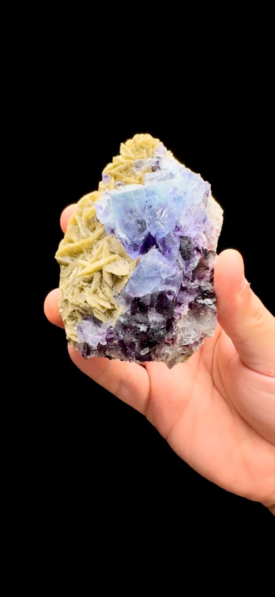 490- Fluorite With Mica