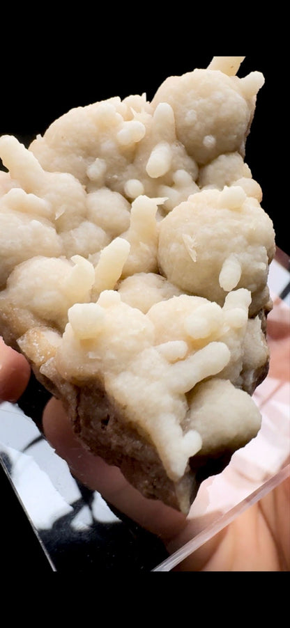 437- Calcite