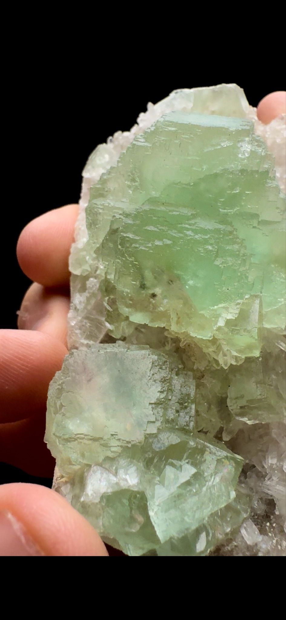 0414- Stepped Cubic Fluorite On Quartz