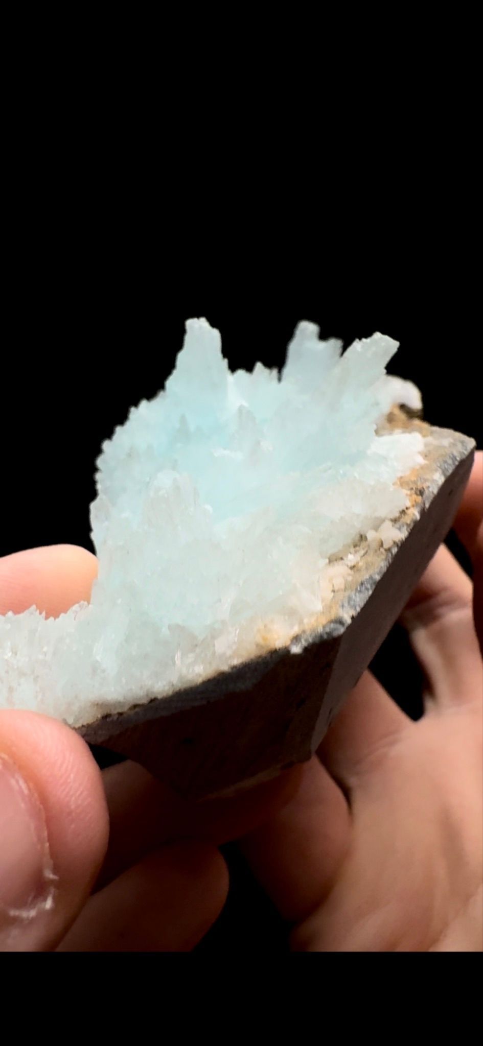 0471- Icy Aragonite