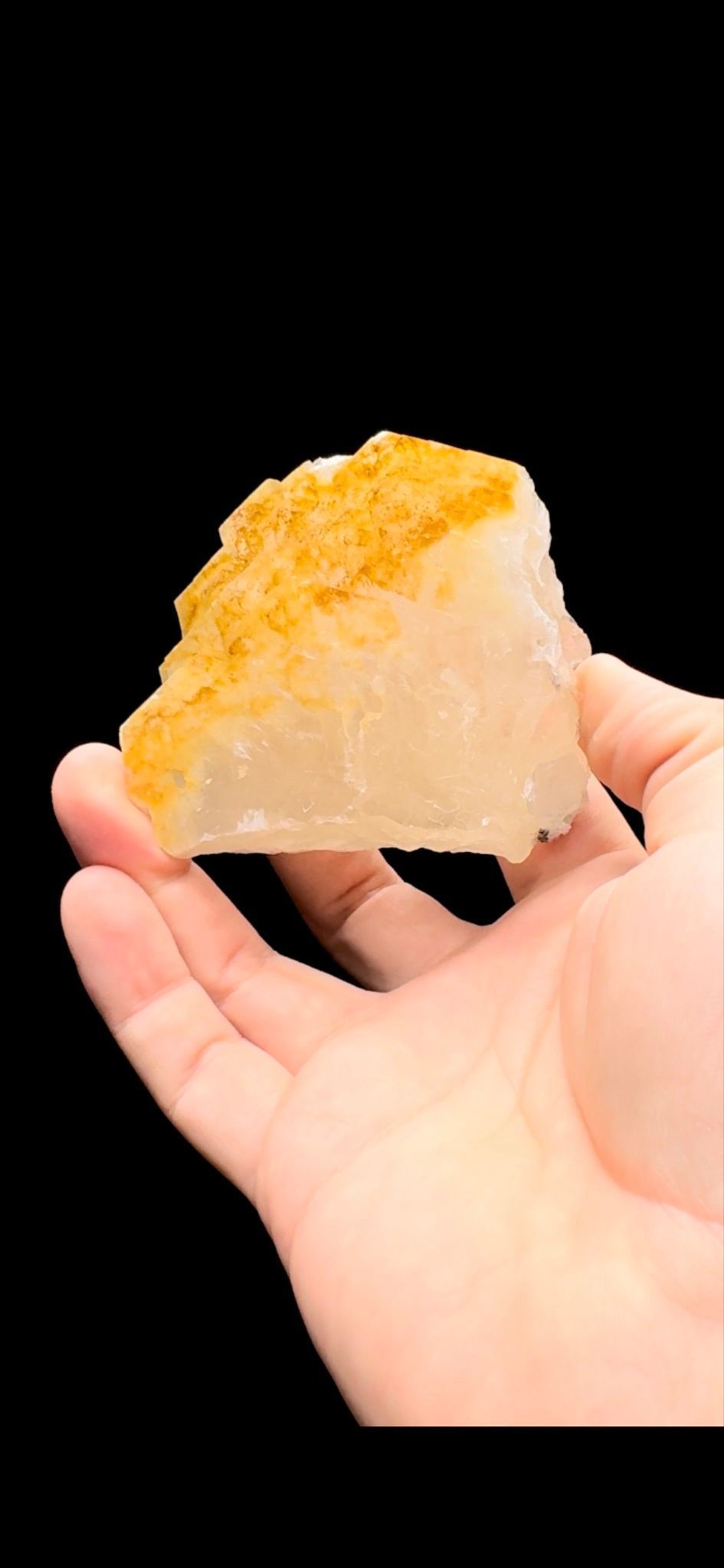 671- Mango Calcite