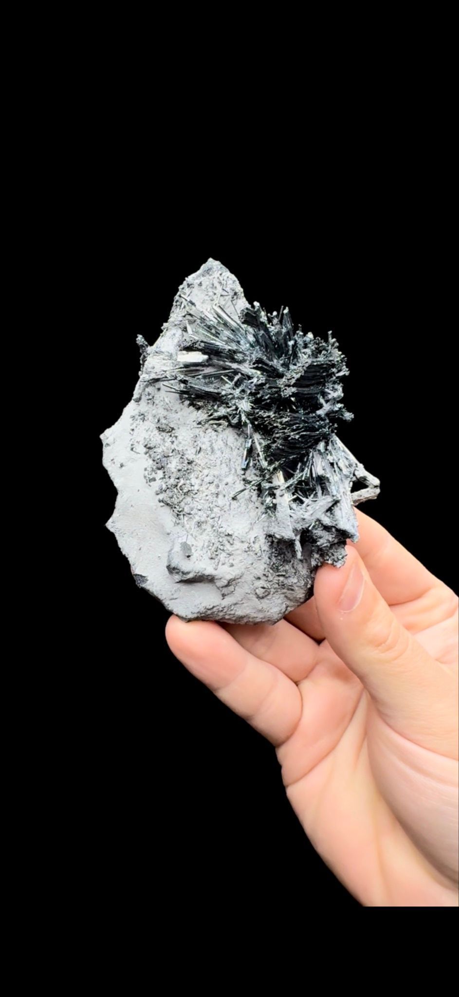 052- Stibnite- DELICATE (Read Description)