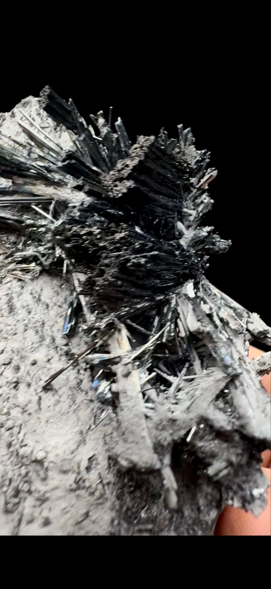 052- Stibnite- DELICATE (Read Description)