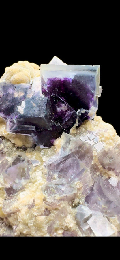 587- Fluorite