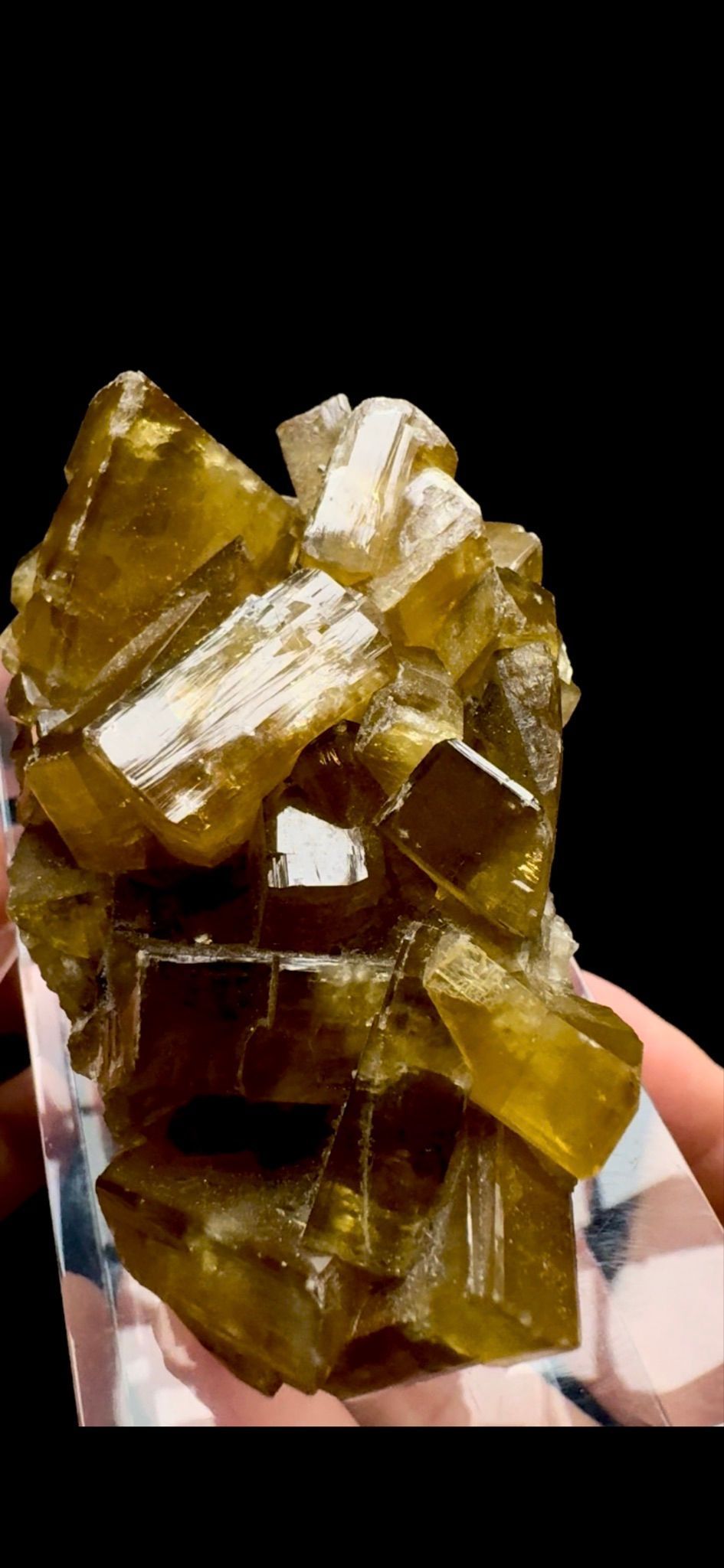 0443- Golden Barite