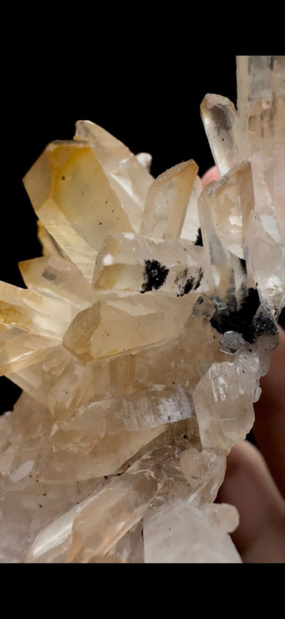 0468- Quartz With Specularite