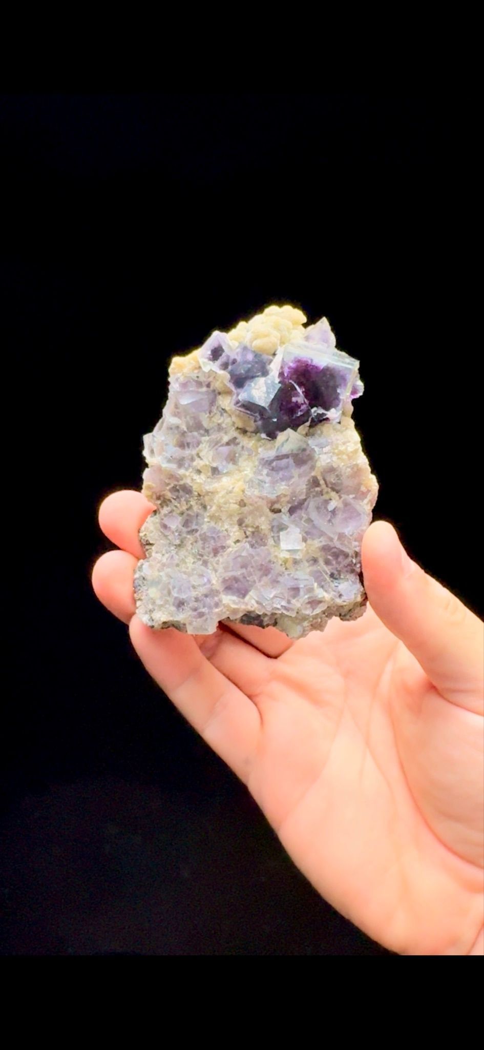 587- Fluorite