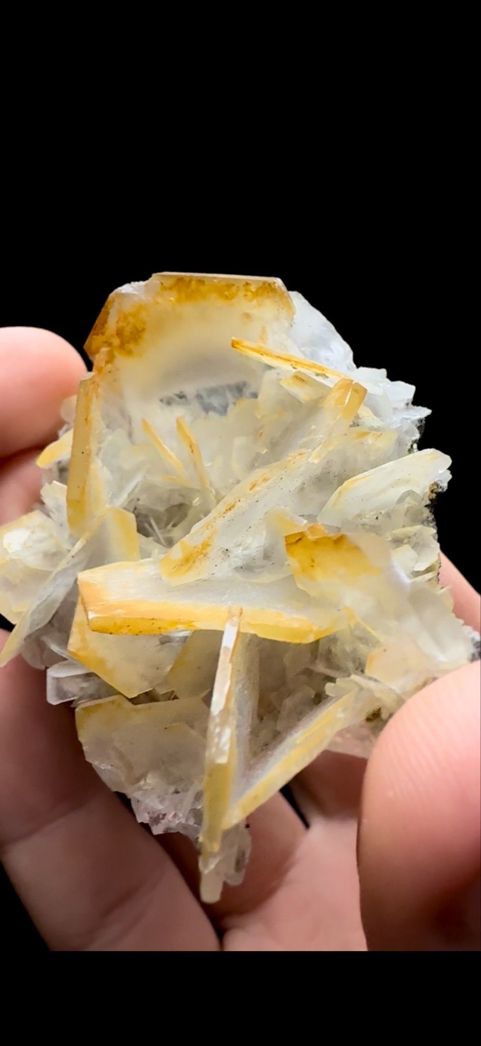 0396- Mango Calcite