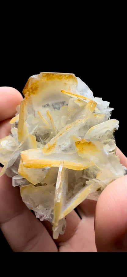 0396- Mango Calcite