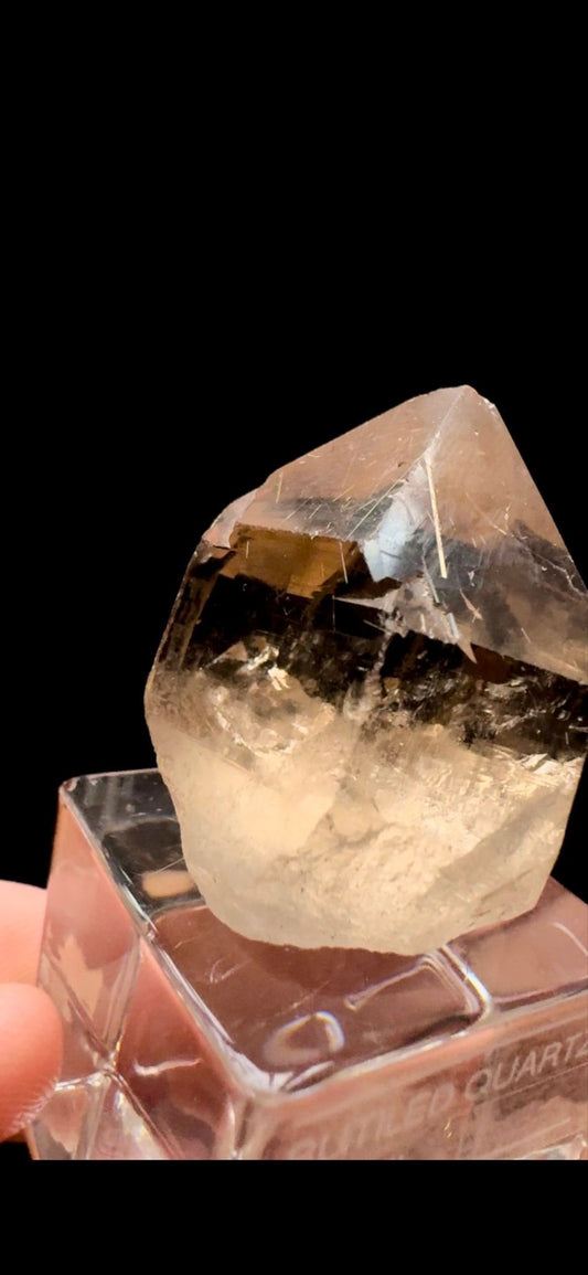 0437- Rutiled Smokey Quartz