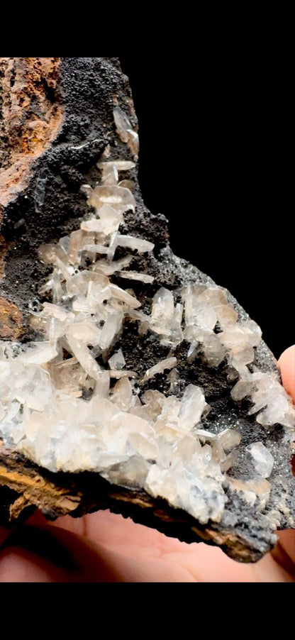 845- Mouse Ear Calcite
