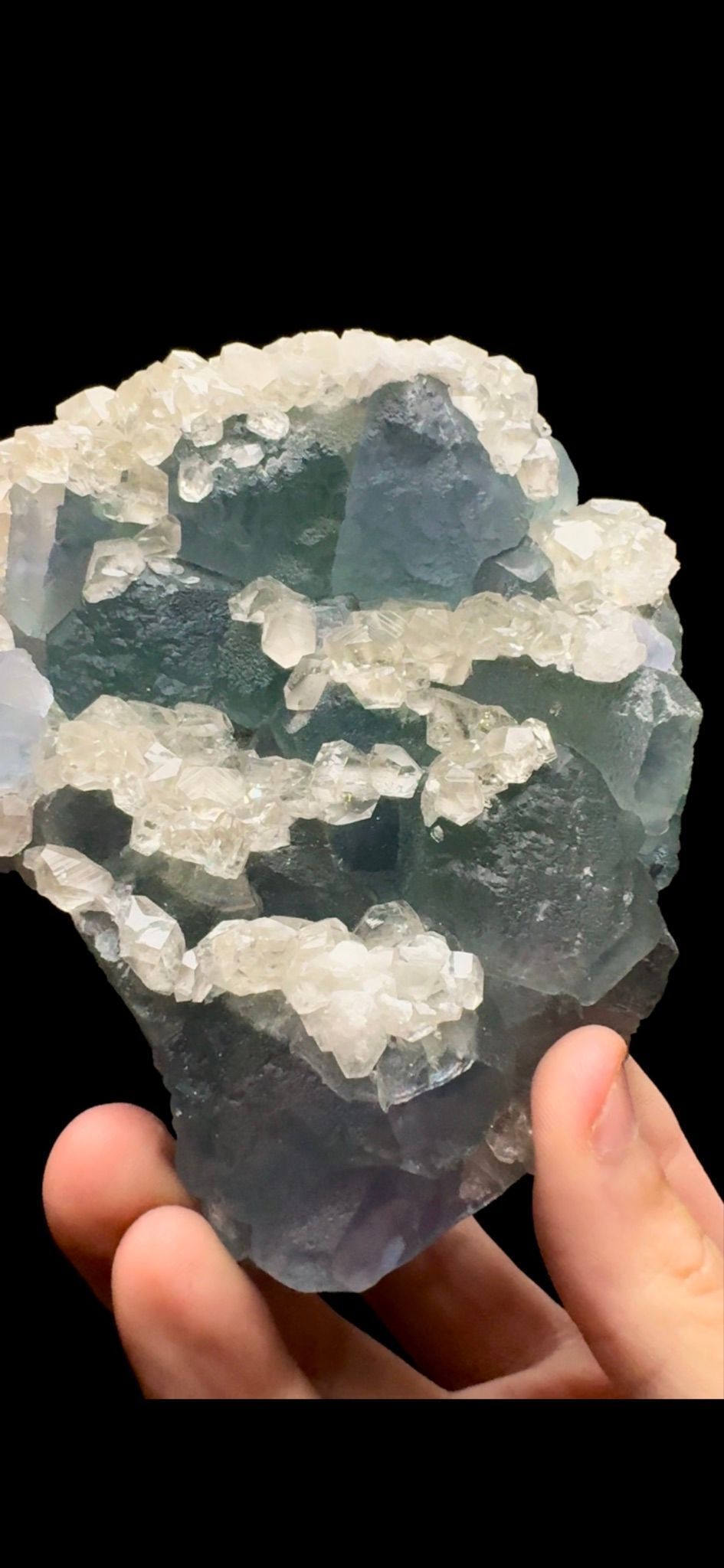 0412- Calcite on Fluorite
