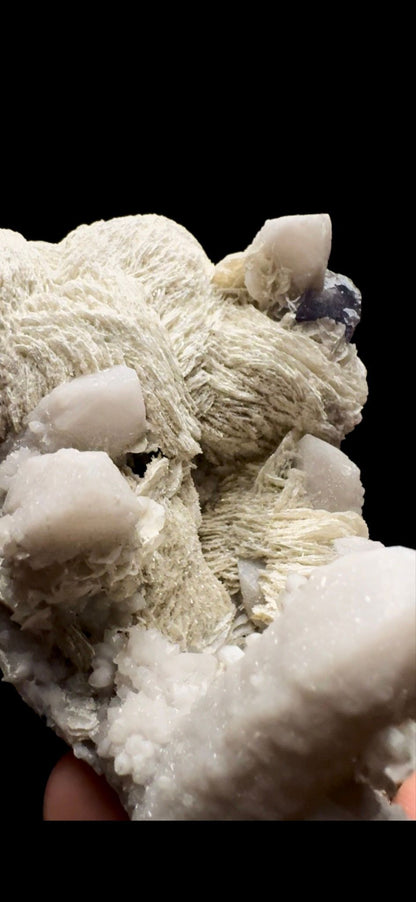 0430- Calcite, Fluorite and Quartz