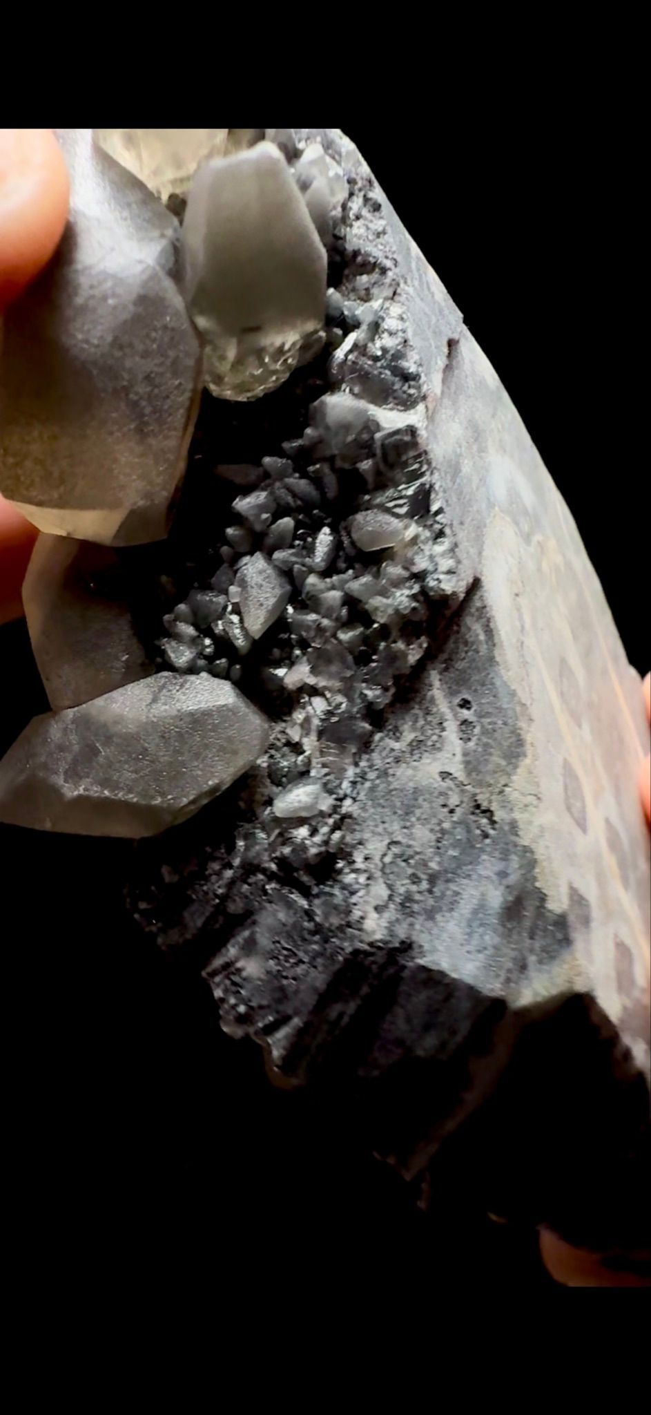 895- Benz Calcite