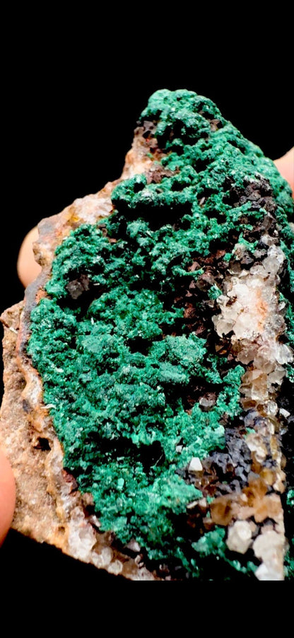 944- Malachite On Quartz