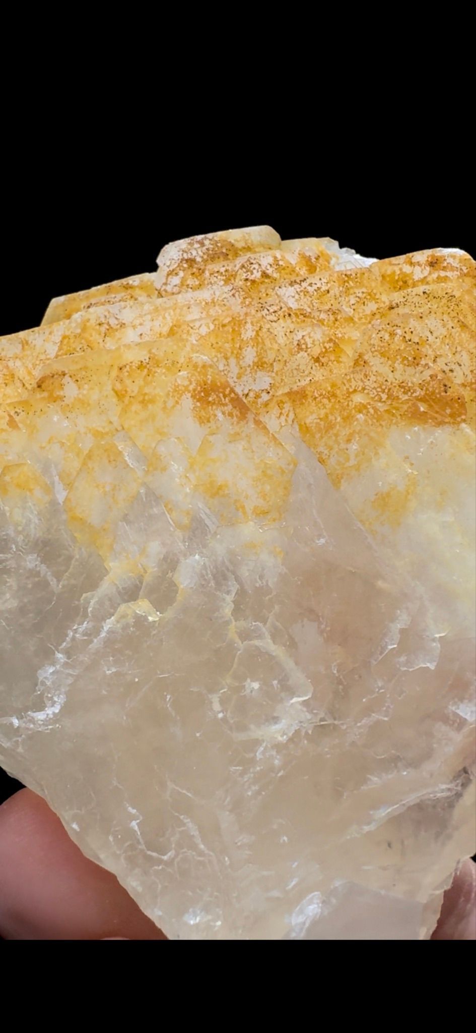 671- Mango Calcite