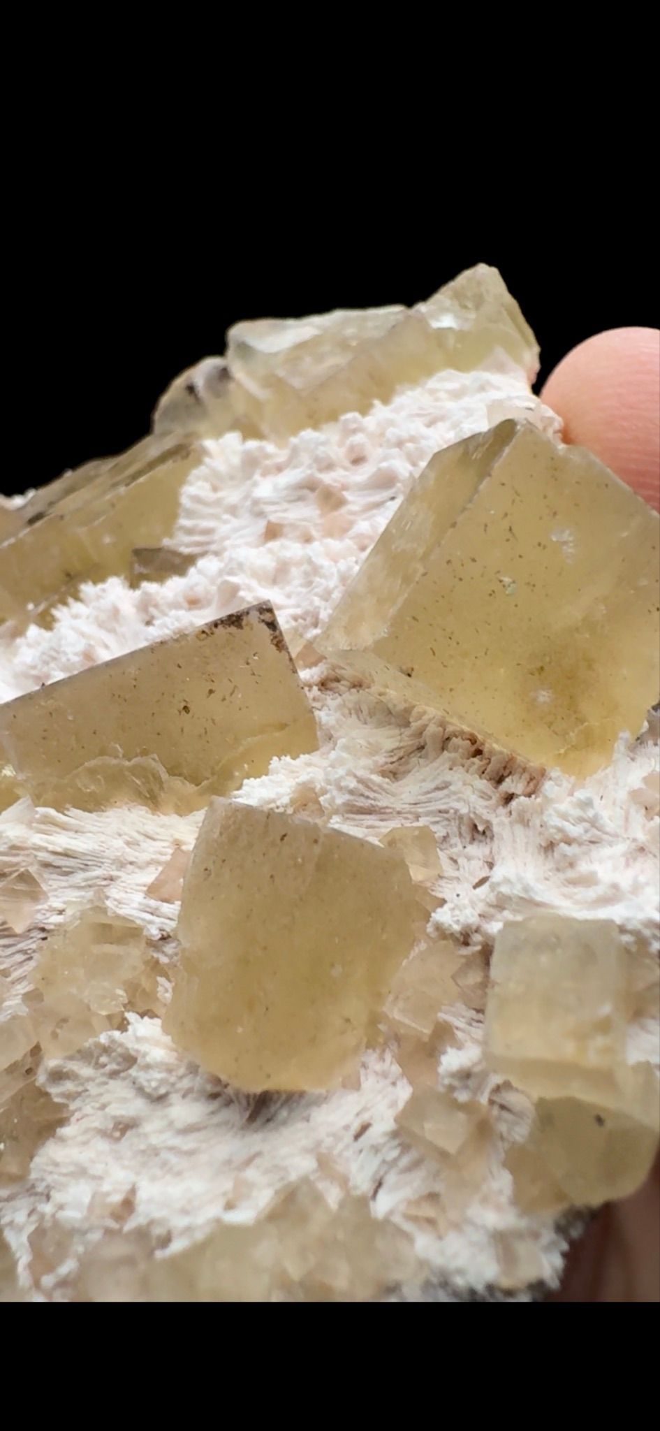 083- Yellow Fluorite