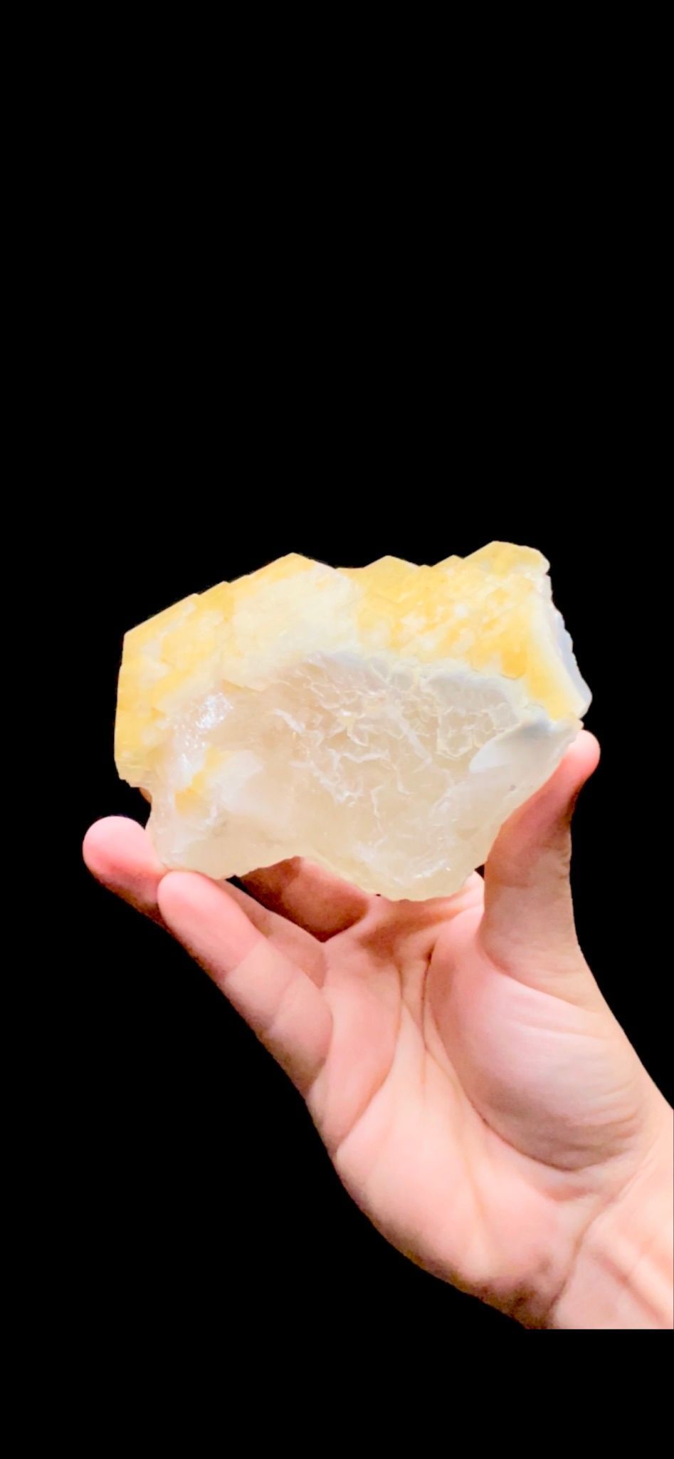 910- Mango Calcite